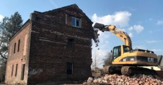Демонтаж кирпичного дома Абакан, цена от 2972 руб.