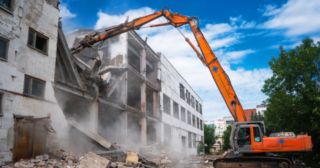 Промышленный демонтаж зданий Абакан, цена от 2972 руб.